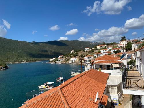 Monemvasia House | Child-Friendly Getaway at Casa Helen - Rated 9.1/10