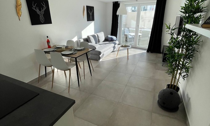 Kempten Apartment | Casa Hintze II: Newly Renovated 2-Room Apartment Near City