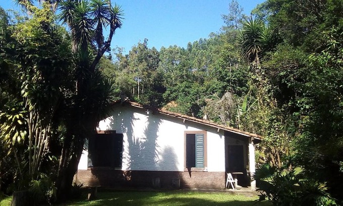 Itapevi Ski Chalet | Charming Casa Hospedagem Rural in São Roque with Pool