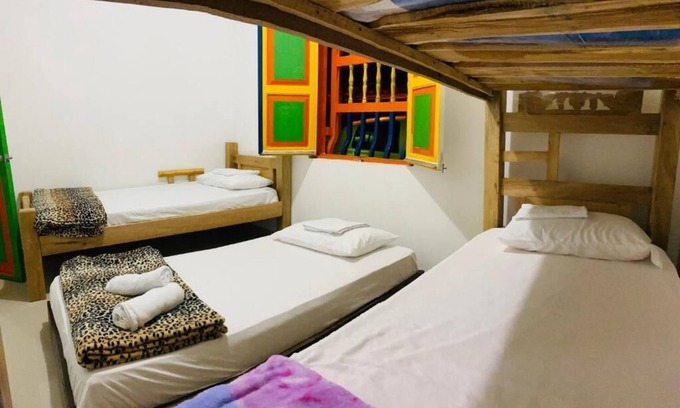 Guatape Hotel | Discover Casa Hostal las Palmeras with Spa Amenities