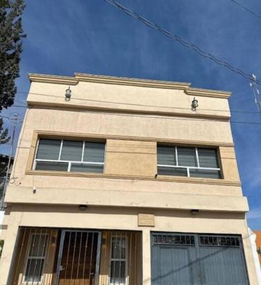 Delicias House | Comfortable Stay at Casa: Pet Friendly and Inviting