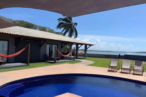 Marechal Deodoro House | Casa Ilha: Relax by the Ocean with a Heated Pool