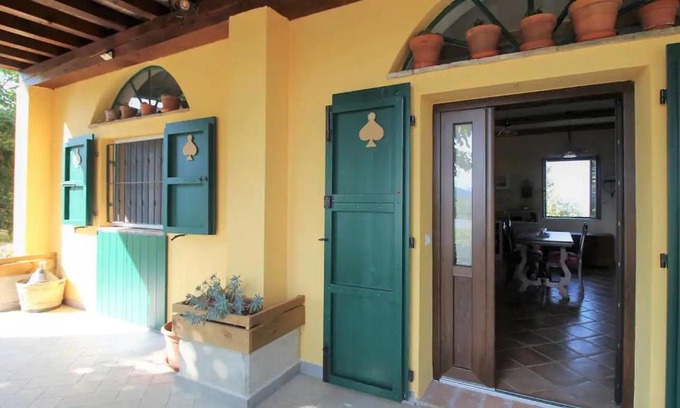 Montecalvo Versiggia House | Idyllic Casa in Campagna: 4-Star Retreat with Dining & Pets
