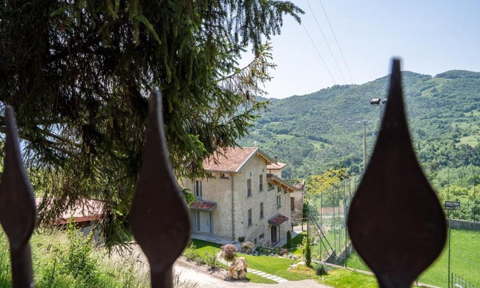 Vesio House | Escape to Casa in Campagna with Oceanfront Bliss
