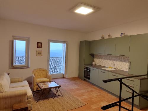 Tenaglie Apartment | Pet and Child Friendly Retreat at Casa in Collina