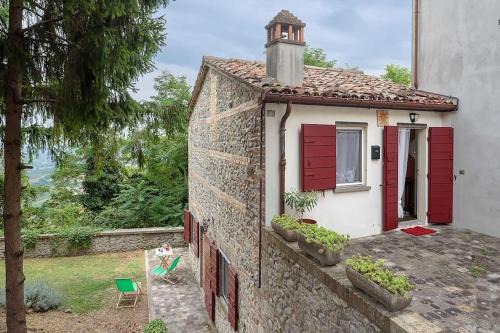 Verucchio House | Unique Views at Casa in Pietra - Rated 9.5/10 by Guests