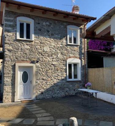 Pietrasanta Apartment | Experience Casa in Pietra: Family-Friendly Retreat Near Town