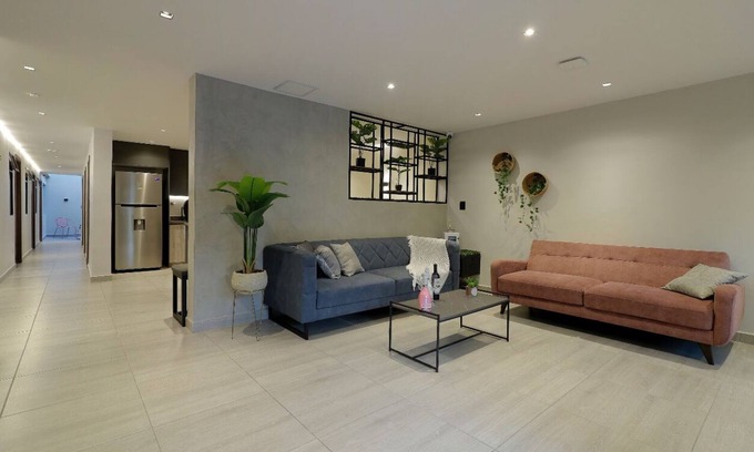 Laureles - Estadio House | Casa Indigo: Relax with Jacuzzi Near Metro in Laureles