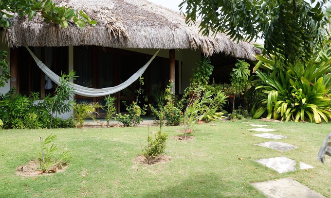 Parajuru House | Idyllic Casa Inge: Romantic Bungalow Steps from the Beach