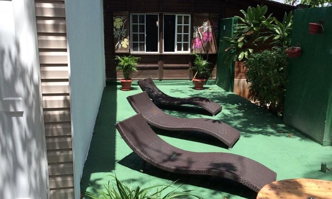 Punta Sur House | Welcoming Casa Ingrid: Guest Rated 9/10 with Great Amenities