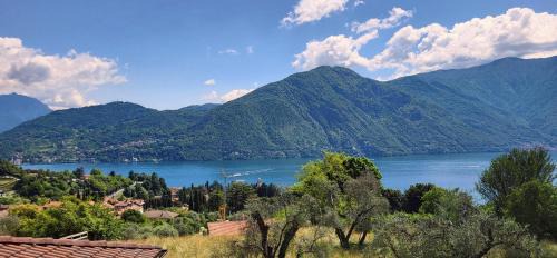 Tremezzo Apartment | Casa Intignano: Lake View Terrace & Family-Friendly Stay