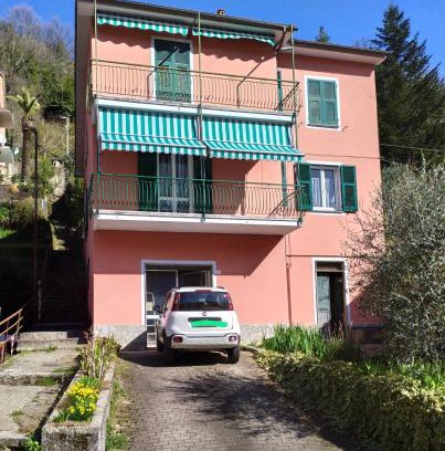 Borzonasca Apartment | Pet-Friendly Casa Iris: Relaxing Retreat with Great Reviews