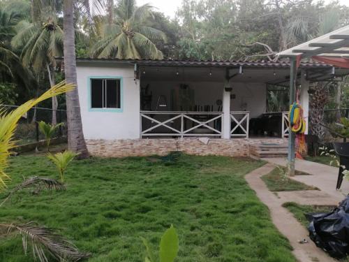 Barra de Santiago House | Discover Casa Jaragua: Beachfront Bliss with Pool & Hot Tub