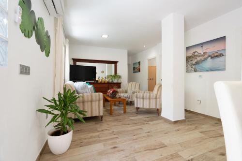 Norte Apartment | Family-Friendly Escape at Apartamento Lagartijillo, By DaiMar
