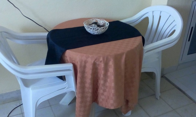 Centro Havana Apartment | Discover Casa Jesus: Pet-Friendly Retreat with Spa Access
