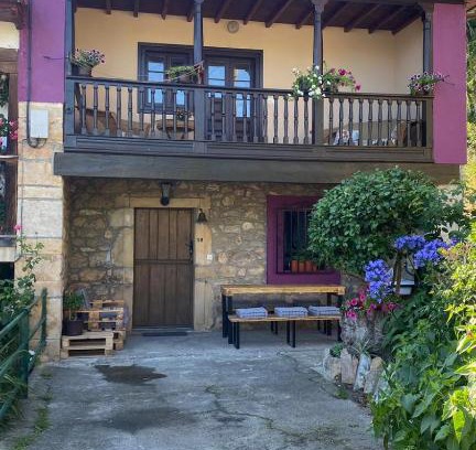 Becena House | Exceptional Casa Joglar: Family and Pet-Friendly Retreat