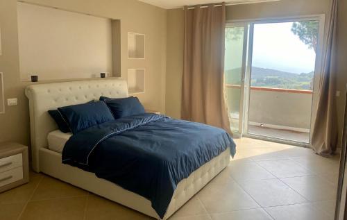 Nibbiaia Apartment | Oceanfront Casa Jonorunn - Guest Rated 9.2/10 with Breakfast