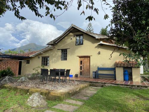 Villa de Leyva House | Discover CASA JOYCA: Family-Friendly Retreat in Villa de Leyva