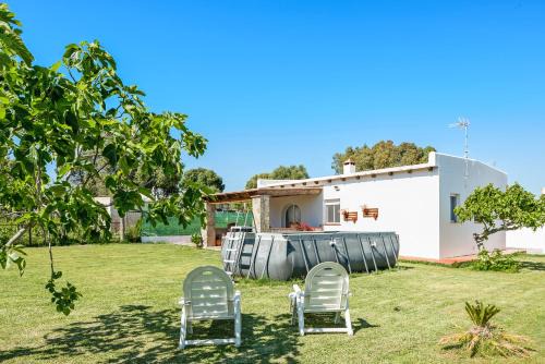Vejer de la Frontera House | Casa Juan Alba: Pet-Friendly Retreat with Pool & High Ratings