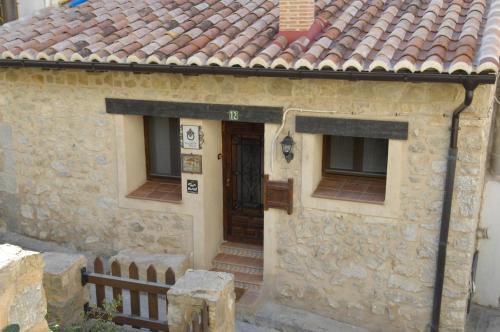 Orihuela del Tremedal House | Pet-Friendly Casa Juan: Highly Rated Family Getaway