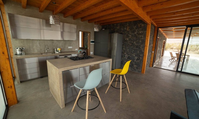 Pajara Villa | Serene Getaway at Casa Julie with Spa & Breakfast Included