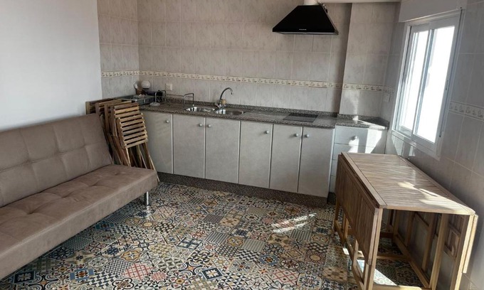 Villar del Arzobispo House | Casa Konra: Pet and Child Friendly Retreat Awaits You