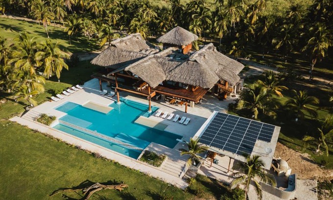 Puerto Escondido House | Beachfront Bliss at Casa Kundavi with Spa and Pool