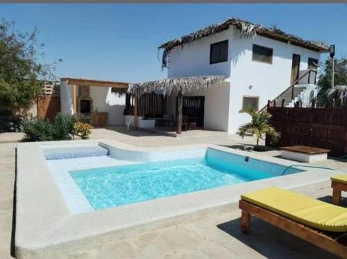 Vichayito House | Casa Kusillus, Vichayito