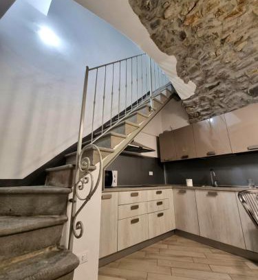 Siviano House | Discover Casa L'Isola di Sara: Family-Friendly Retreat