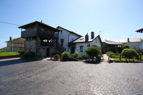 Valdes House | Pet-Friendly Retreat at Casa La Fonte - Rated 9.4/10
