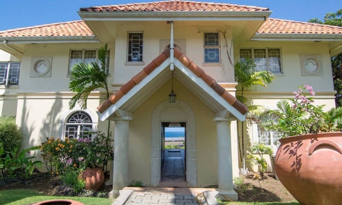Black Rock Villa | Experience Casa La Mancha with Your Private Infinity Pool
