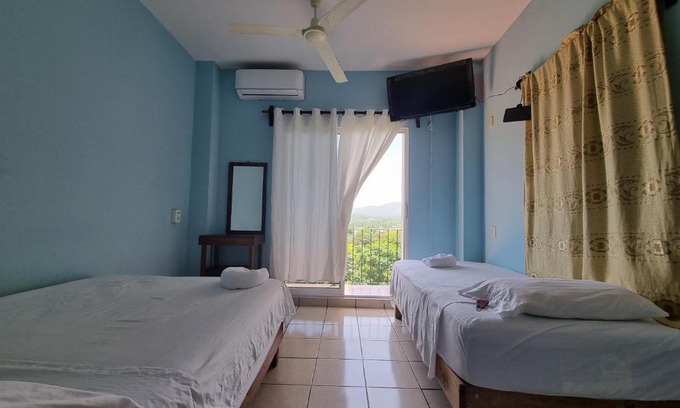 Puerto Escondido Apartment | Welcoming Casa La Paz 3: Family-Friendly Getaway