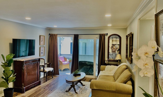 Laguna Niguel Condo | Relax at Casa La Paz: Pet-Friendly Oceanfront Retreat