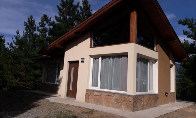 Lago Puelo Apartment | Family-Friendly Stay at Casa Laderas - El Bolsón