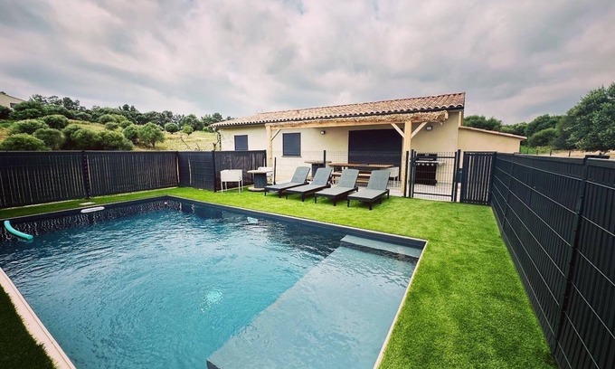 Aleria Villa | Relaxing Villa Casa Lamaghjone with Pool & Ocean Views