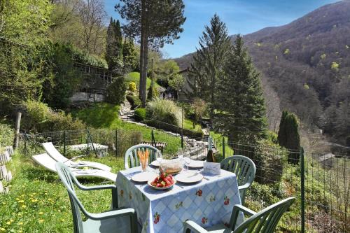 Valcolla House | Family-Friendly Retreat at Casa Lara - Guest Rated 9/10