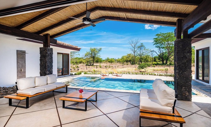 Santa Cruz House | Casa Las Brisas 18, Luxury Home Pinilla.