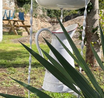 O Freixo House | Explore Casa Las Piedras: Pet-Friendly Family Retreat