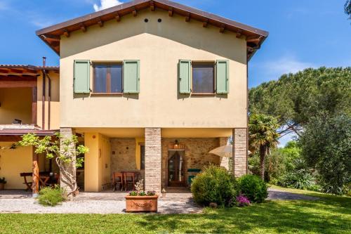 Gavorrano Apartment | Escape to Casa Le Basse - Family-Friendly with Pool Access
