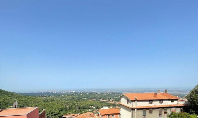 Rocca di Papa Apartment | Pet and Child Friendly Stays at Casa LELLA - Rated 8.9/10