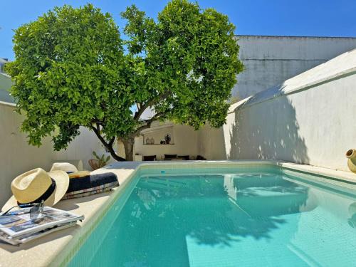 Bornos House | Casa Leopoldo - Guest Rated 10/10, Family-Friendly Retreat