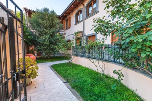 Oristano Historic Centre Apartment | Child-Friendly Retreat at Casa Lilla: Rated 9/10 by Guests
