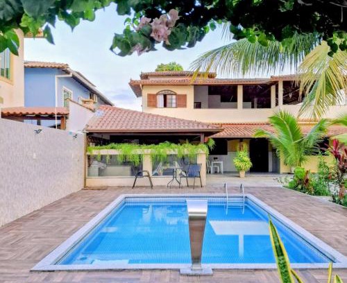 Rio das Ostras House | Pet-Friendly Casa Linear with Pool and Oceanfront Views