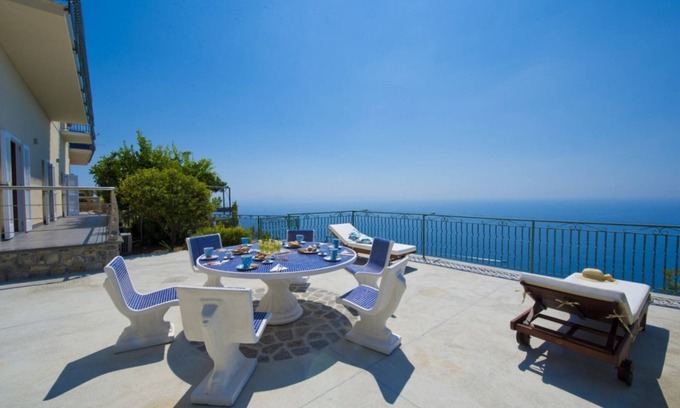 Furore House | Discover Casa Lisuccia: Poolside Escape in Coastal Hills