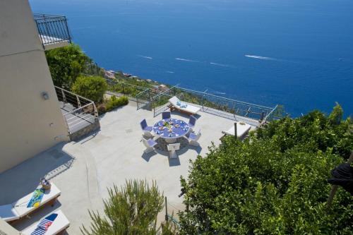 San Michele Villa | Coastal Escape at Casa Lisuccia - 4-Star Oceanfront Bliss