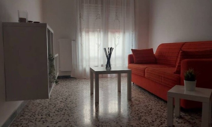 Eboli Apartment | Inviting Casa Lodi Holiday Home with Spa and Hot Tub