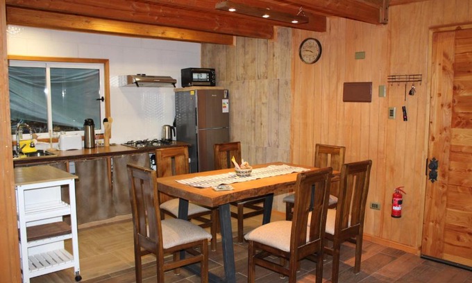 Collentane House | Top-Rated Casa Loft Küme Felen with Kitchen & Pet Friendly