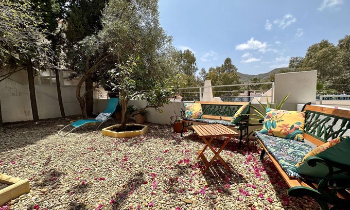 San Jose Ski Chalet | Relaxing Getaway at Casa Los Laureles de San Jose