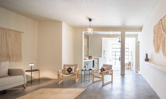 Ruta Independencia House | Casa Lumos - Minimalist Comfort Suites in Centro Historico