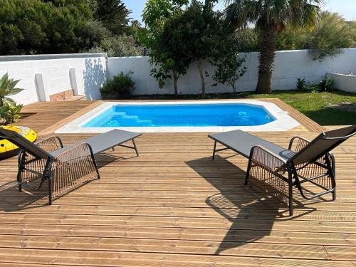 Los Canos de Meca House | Casa Luna: Family-Friendly Retreat with Pet Amenities